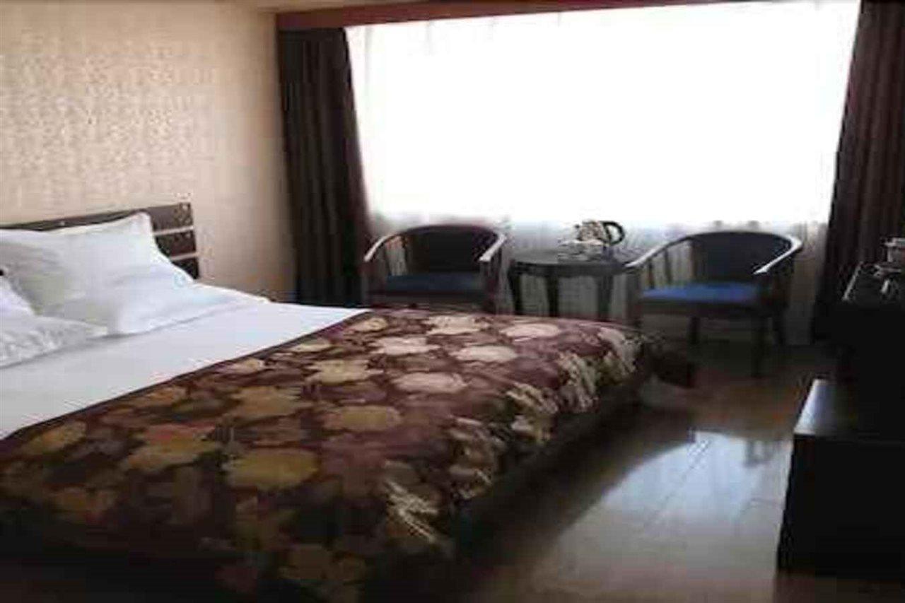 Hotel 7Days Premium Chongqin Jiangbei International Airport Hub Station à Chongqing Extérieur photo